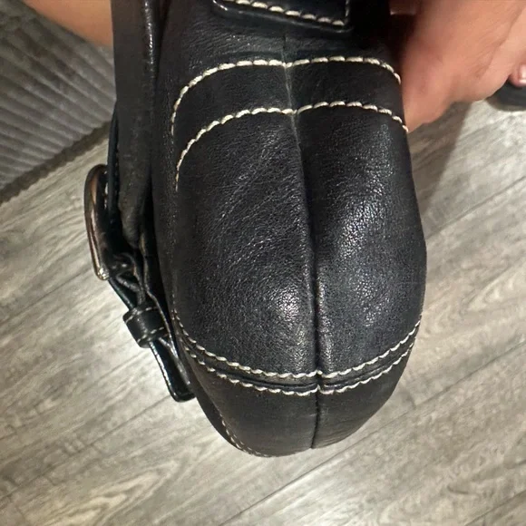 Vintage Coach Black Small Soho Leather Shoulder Bag - Picture 13 of 13